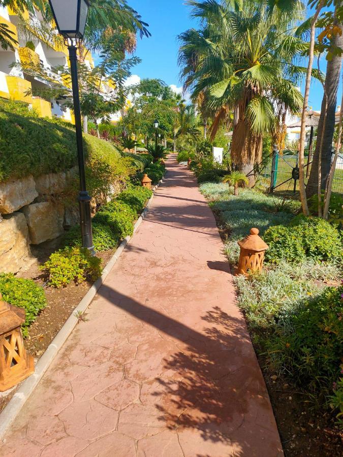 Calanova Sunny Apartment Михас Екстериор снимка