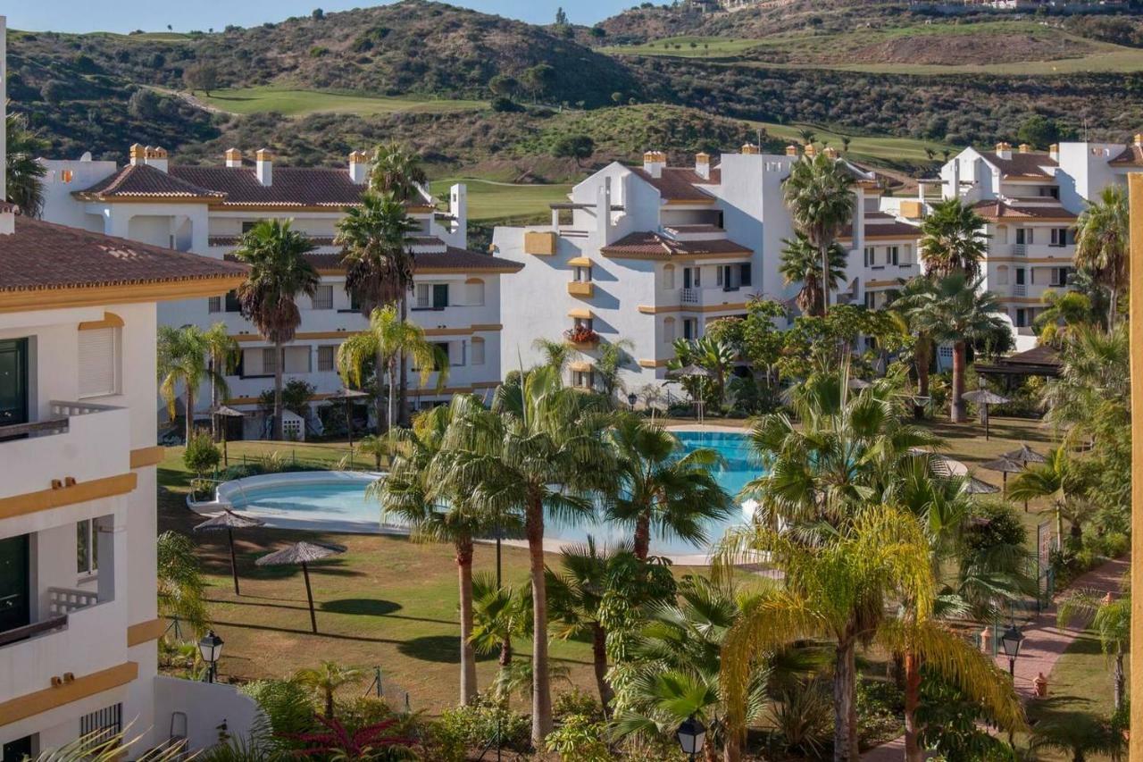 Calanova Sunny Apartment Михас Екстериор снимка