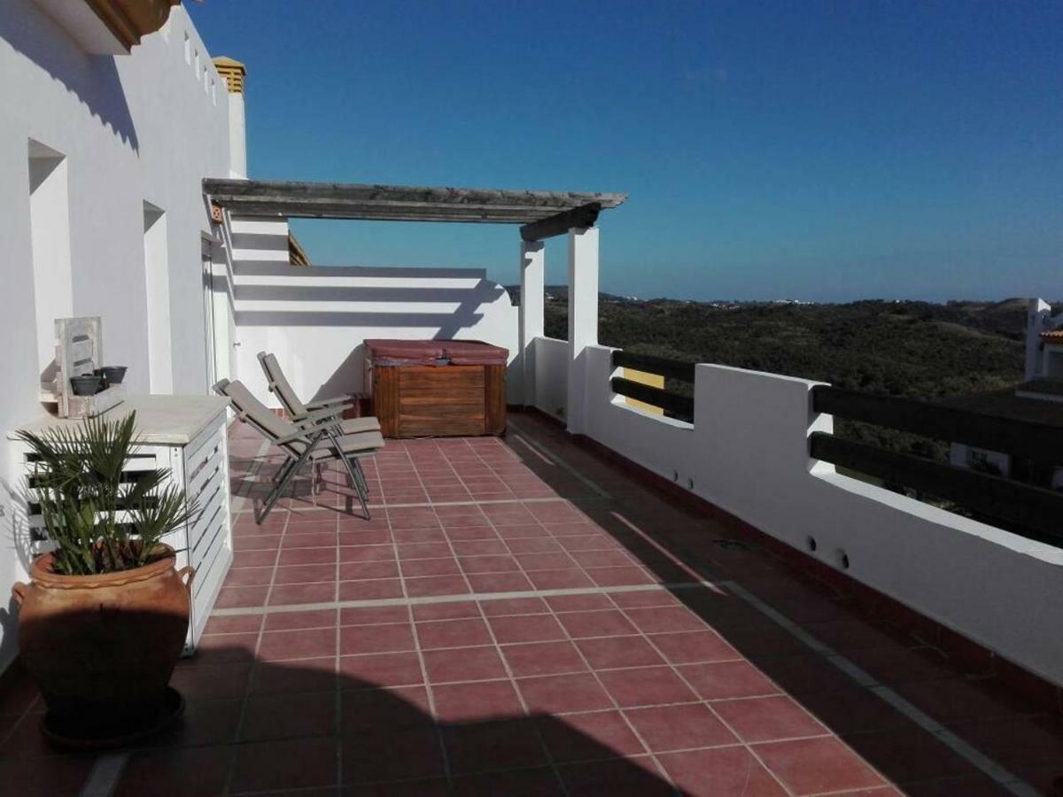 Calanova Sunny Apartment Михас Екстериор снимка