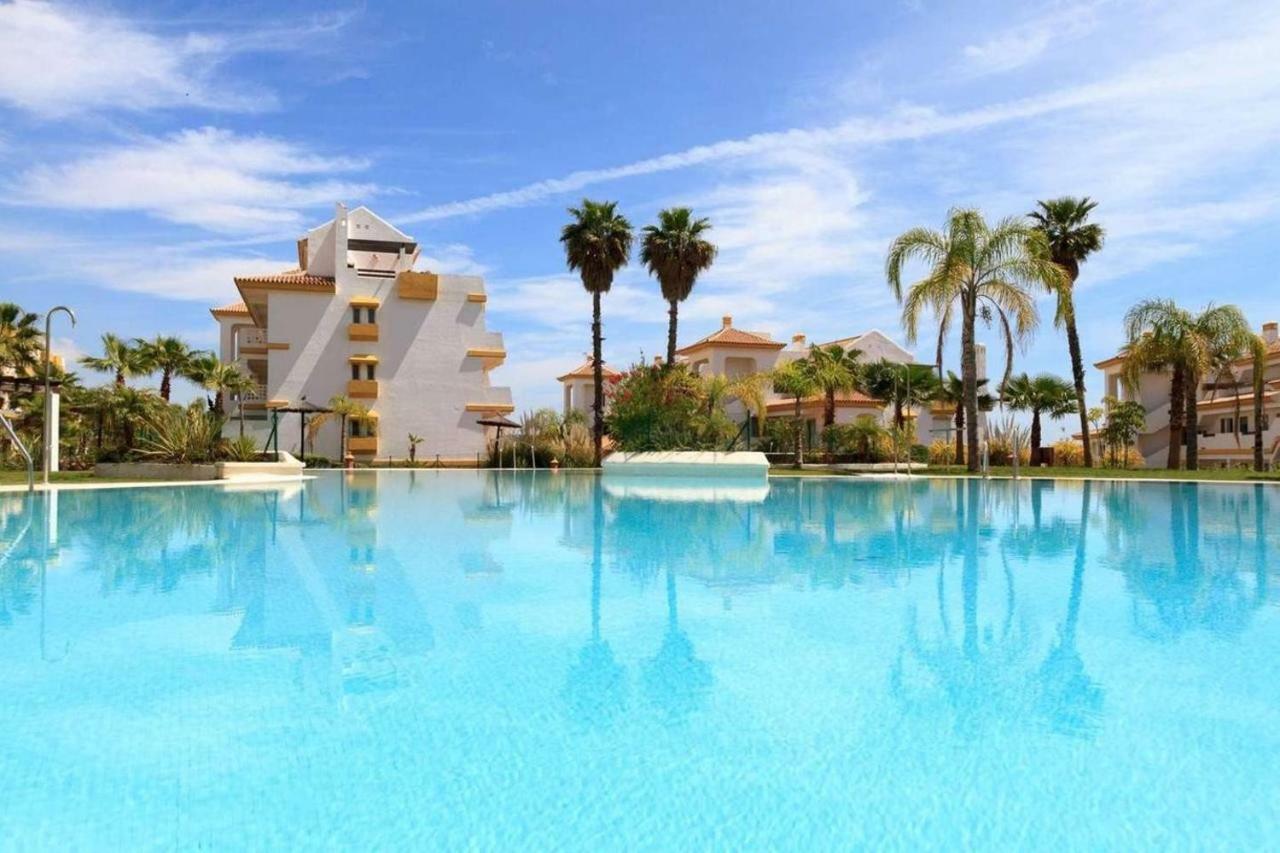 Calanova Sunny Apartment Михас Екстериор снимка